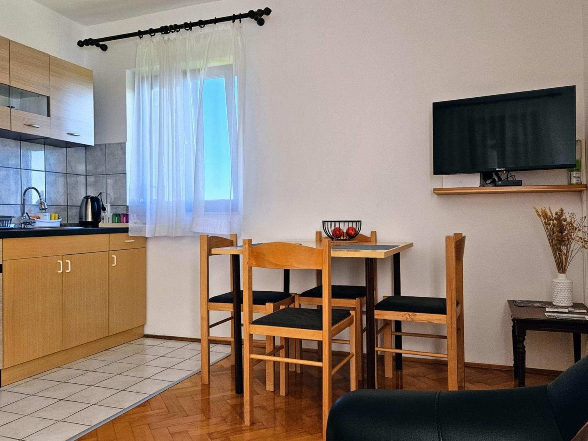 فيلا Cozy House Zivko With Balcony Plitvička Jezera المظهر الخارجي الصورة